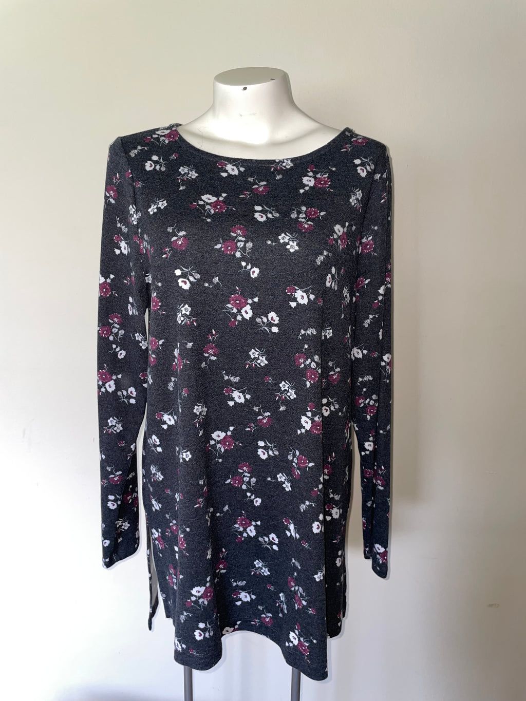 Lane Bryant SIZE 10/12 shirt