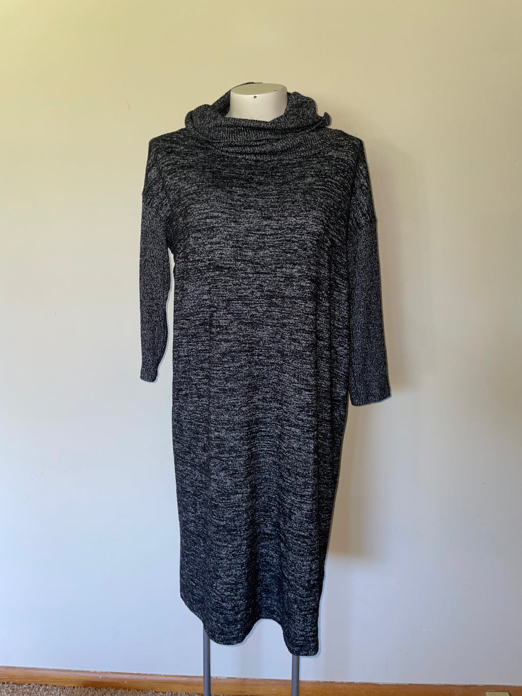 GAP size small sweater dress