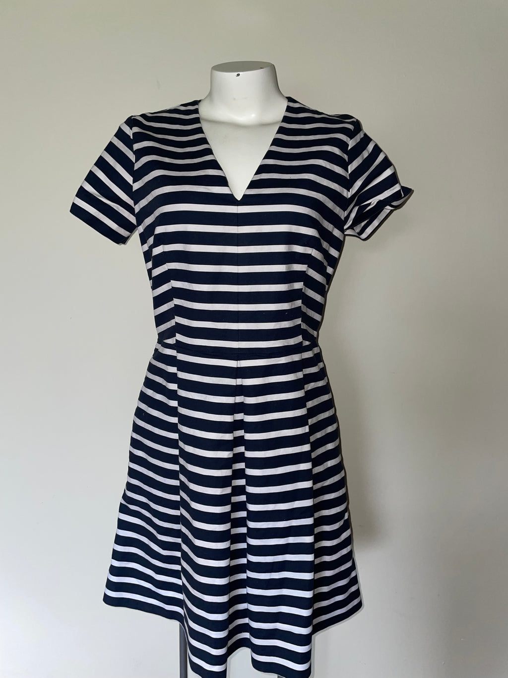 GAP size 10 nautical pencil dress
