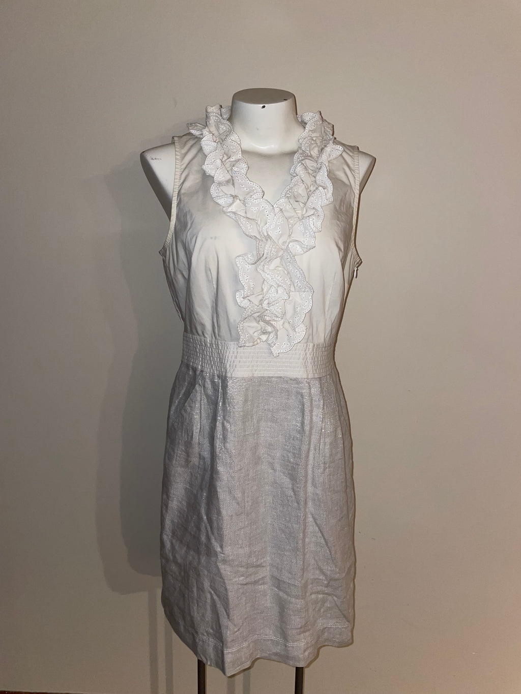 LOFT size 6, sophisticated dress