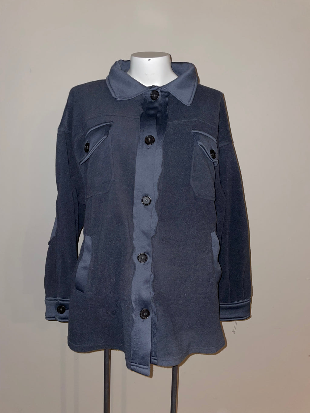 Zenana SIZE MEDIUM button down