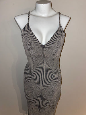 AKIRA size small form fitting dress