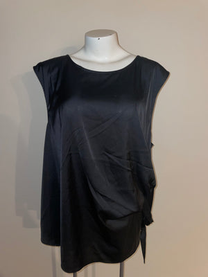 Eloquii SIZE 20 black silky camisole