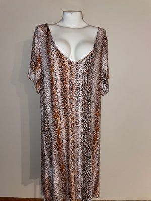 Cato size 22/24 Stretchy, leopard dress