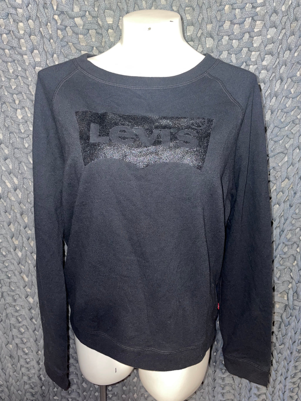 Levi’s SIZE LARGE crew neck sweatshirt